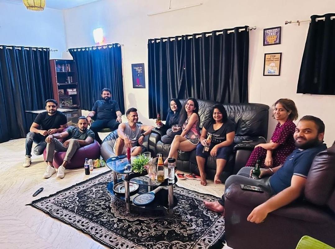 Rostel Backpackers Hostel Pune Bagian luar foto
