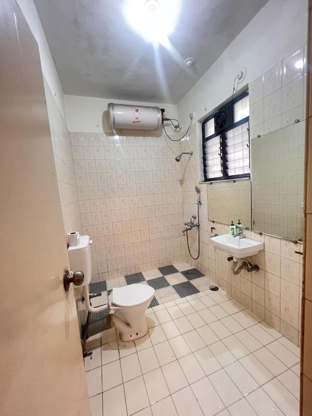Rostel Backpackers Hostel Pune Bagian luar foto