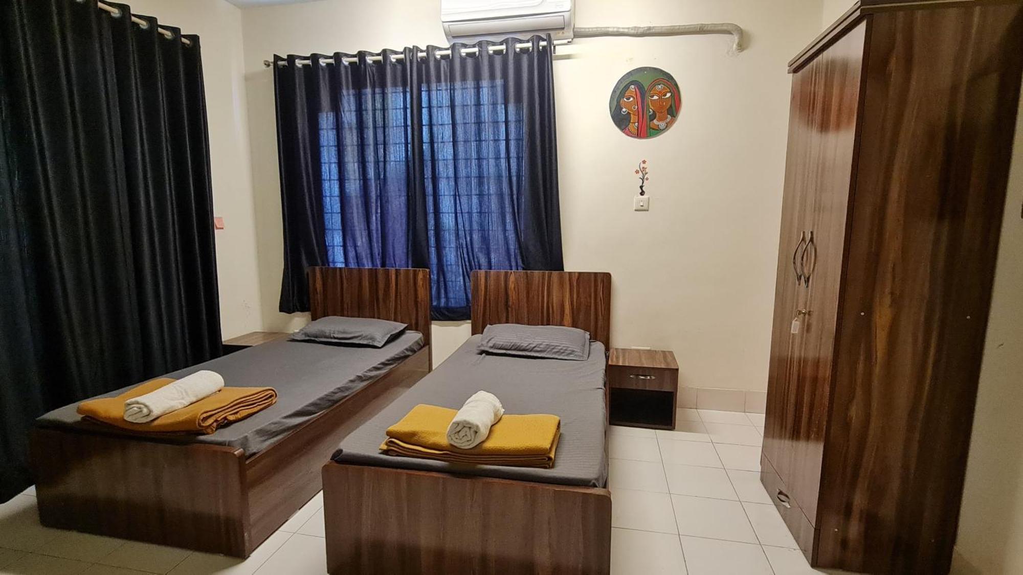 Rostel Backpackers Hostel Pune Bagian luar foto