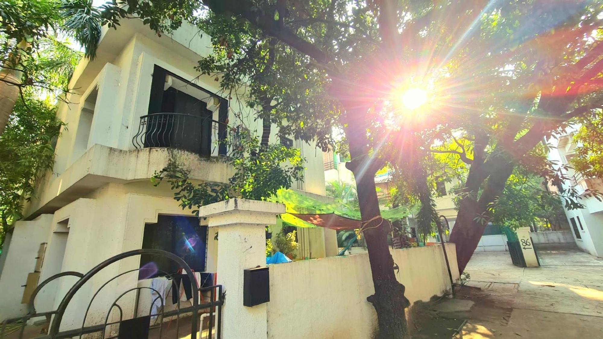 Rostel Backpackers Hostel Pune Bagian luar foto