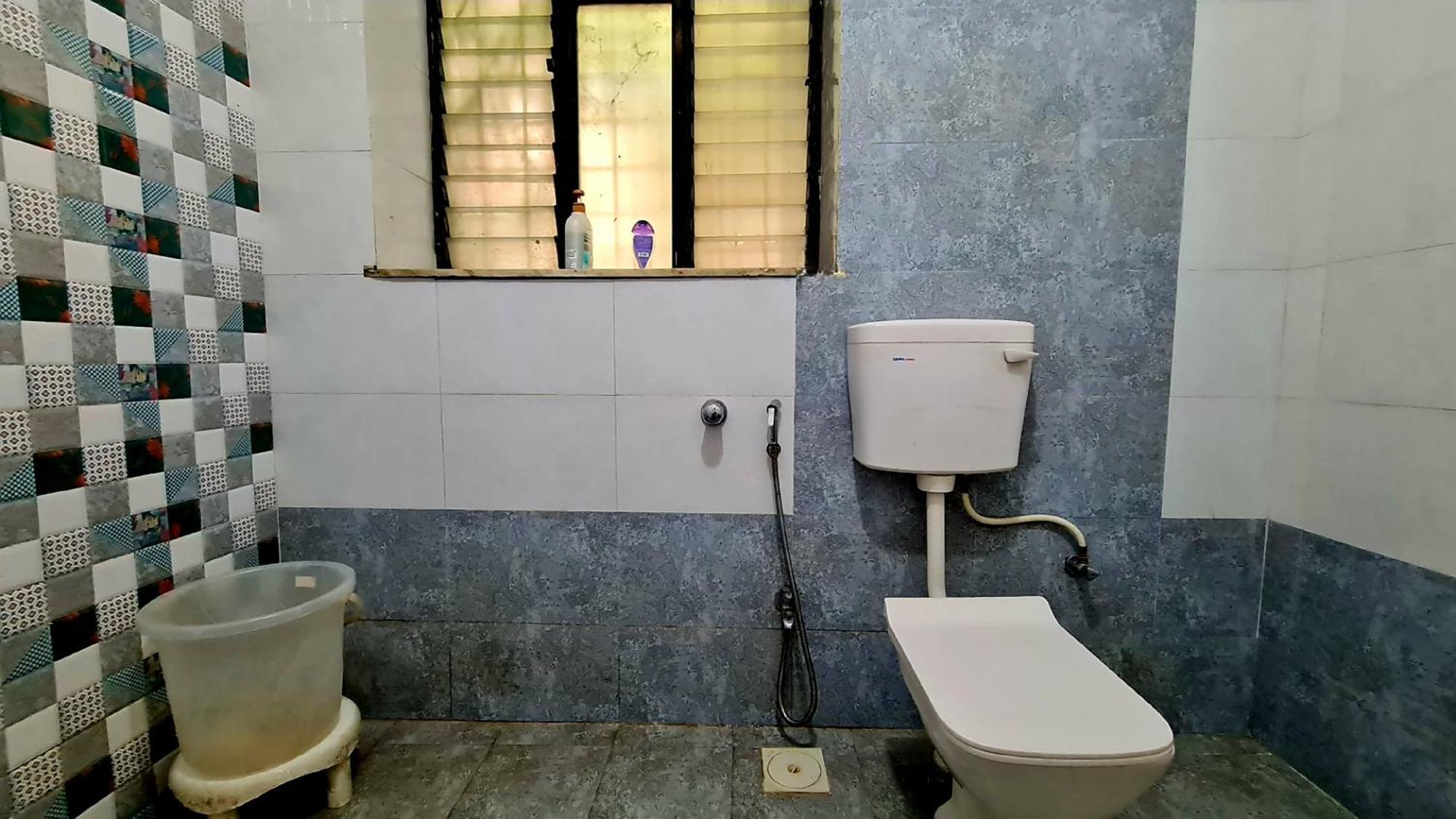 Rostel Backpackers Hostel Pune Bagian luar foto