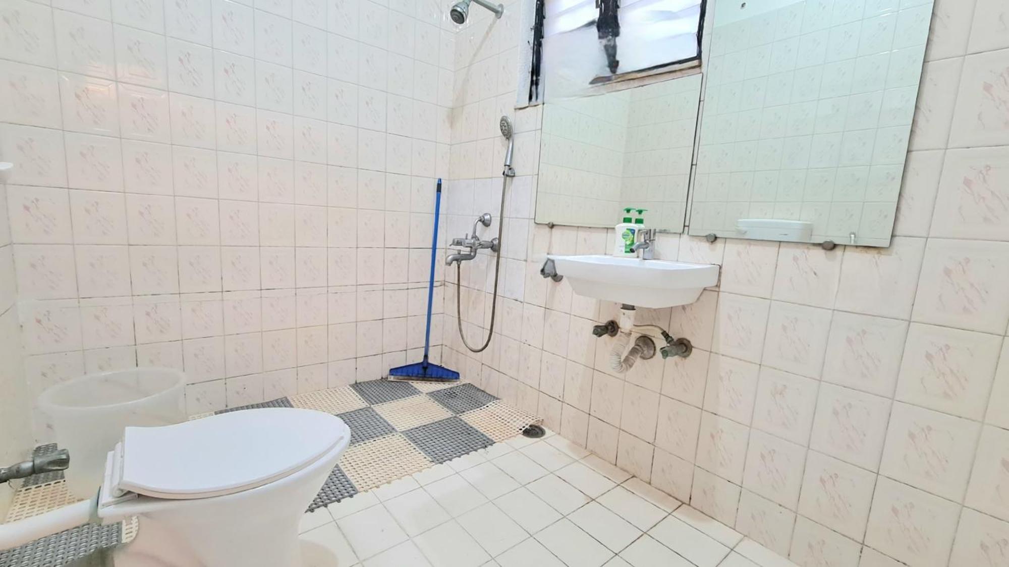 Rostel Backpackers Hostel Pune Bagian luar foto